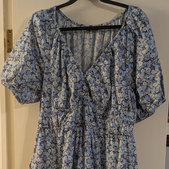 Vineyard Vines Blue Floral Midi Dress - Picture 7 of 9